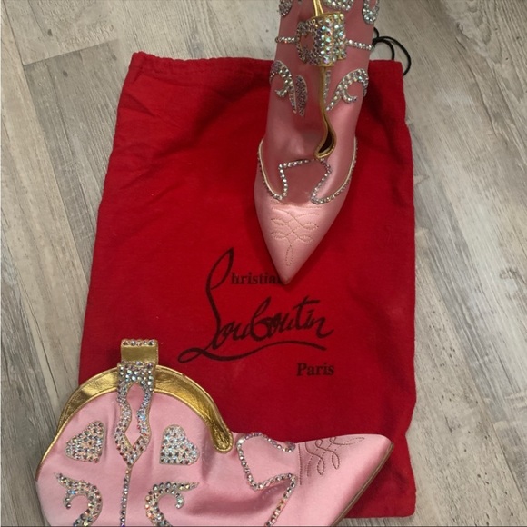 CL Satin pink booties - Picture 7 of 7